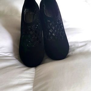 Madeline heels size 8.5